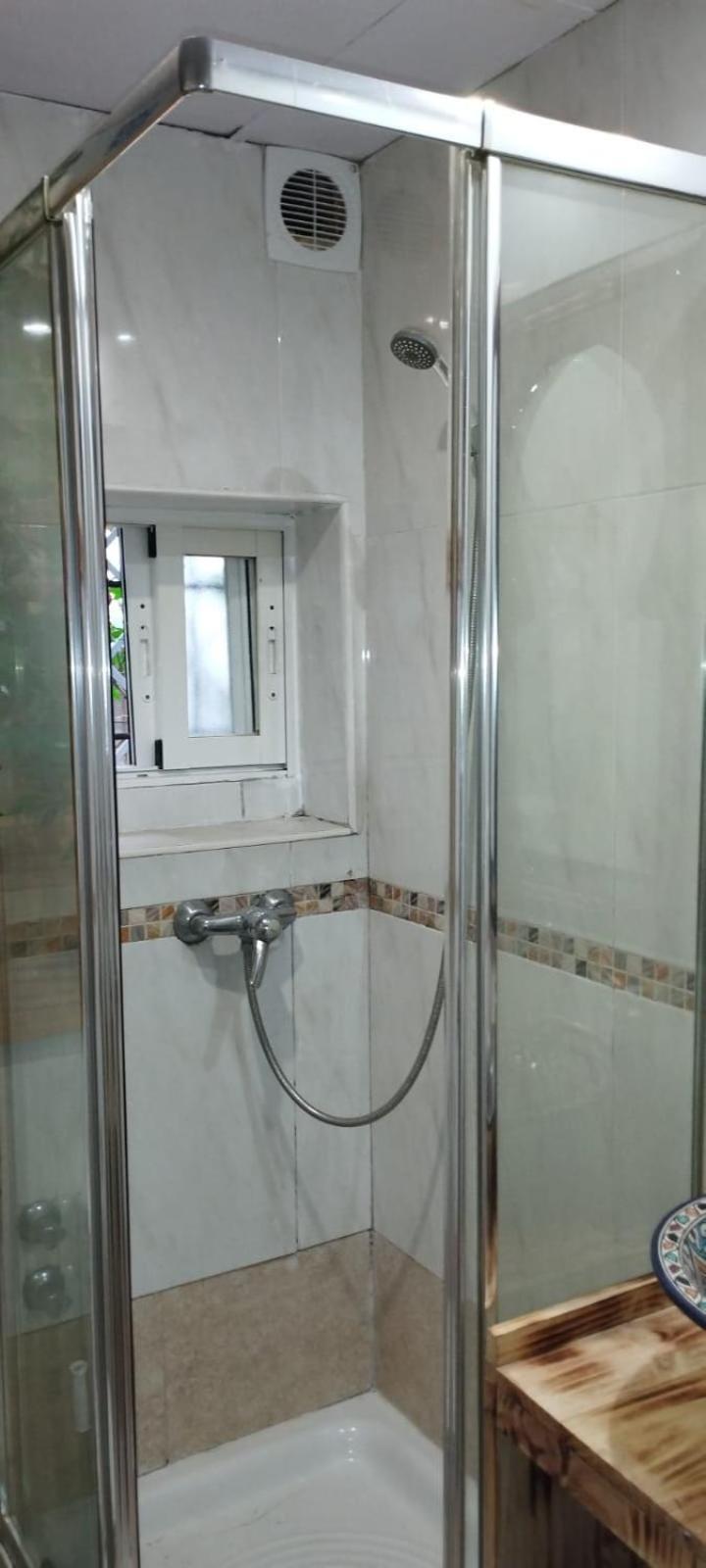 Sleep & Shower In A Typical District Córdoba Eksteriør billede