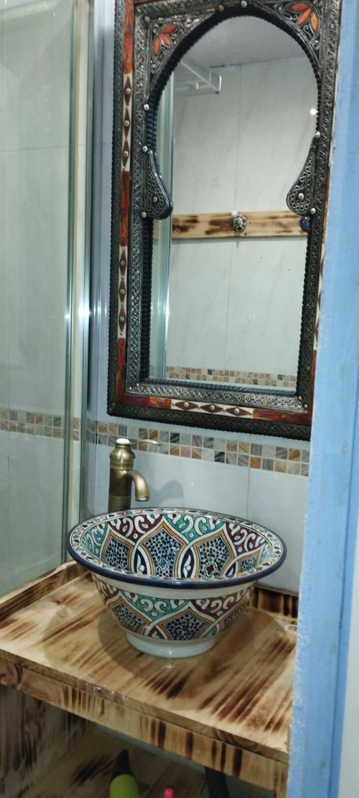 Sleep & Shower In A Typical District Córdoba Eksteriør billede