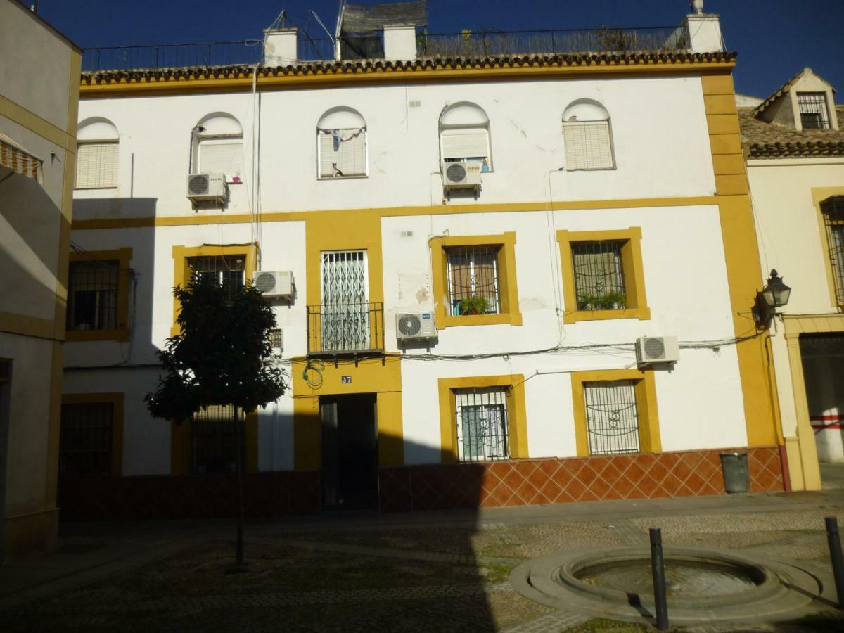 Sleep & Shower In A Typical District Córdoba Eksteriør billede