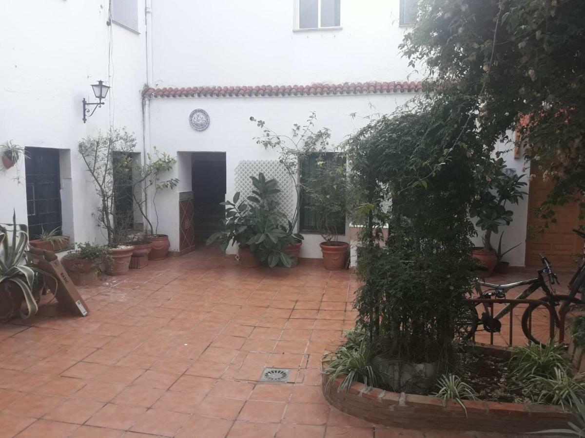 Sleep & Shower In A Typical District Córdoba Eksteriør billede